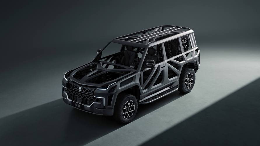 成都7仰望U8硬派越野的科技魅力，国能汽车对传统燃油车市场的冲击